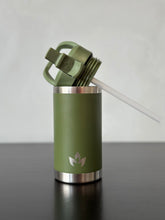Cargar imagen en el visor de la galería, Earthy KIDS Bottle 350ml verde musgo
