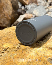 Cargar imagen en el visor de la galería, Earthy Slim Container Gris