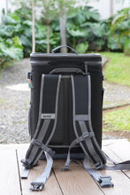 Cargar imagen en el visor de la galería, Back Peak Cooler Negra 20L