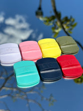 Cargar imagen en el visor de la galería, Rainbow Magnets