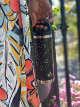 Cargar imagen en el visor de la galería, Personalización grabado láser en todo el producto