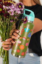 Cargar imagen en el visor de la galería, Earthy Bottle Florcitas 1064 verde musgo
