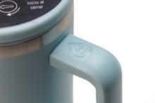 Cargar imagen en el visor de la galería, Travel Tumbler Light Blue

