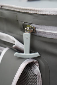 Back Peak Cooler Negra 20L